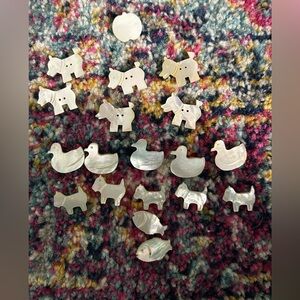 Old 1930s vintage carved Mother of Pearl shank and sew-on buttons Scottie ducks